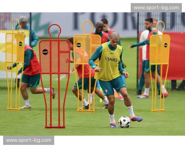 豪门荣光与波罗的海意志的终极碰撞：拉脱维亚VS葡萄牙，不止是一场足球赛